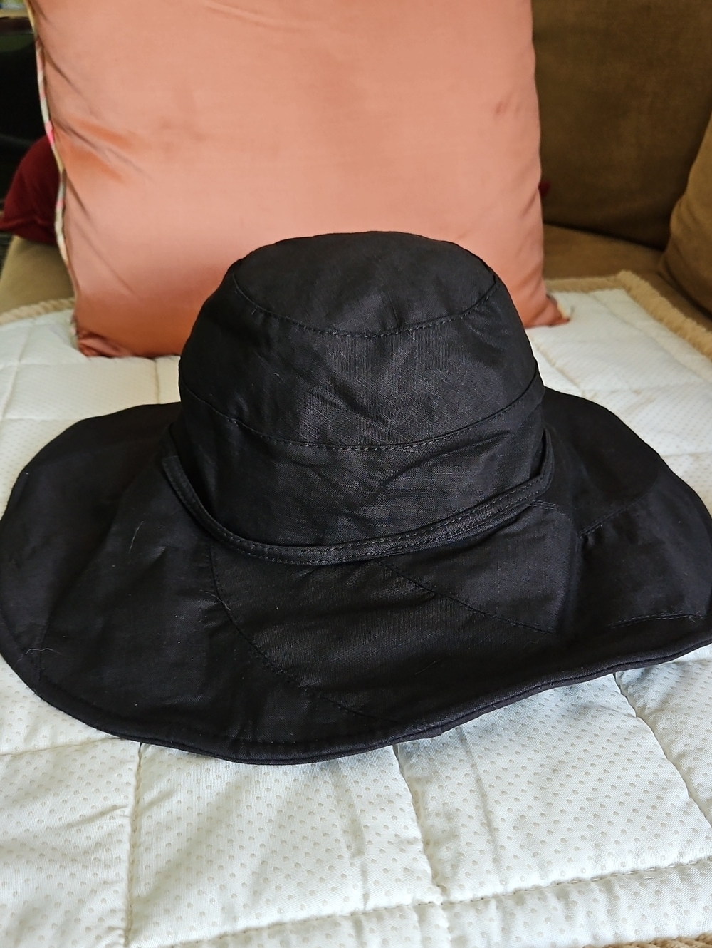 Vince Camuto Black Packable Wide-Brim Sun Hat